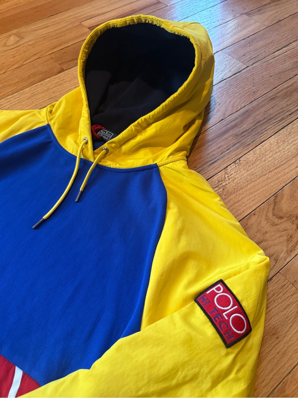 Polo Ralph Lauren Hi Tech Hooded Sweatshirt Red/Yellow/Blue Men’s Size M NWOT - Picture 3 of 14